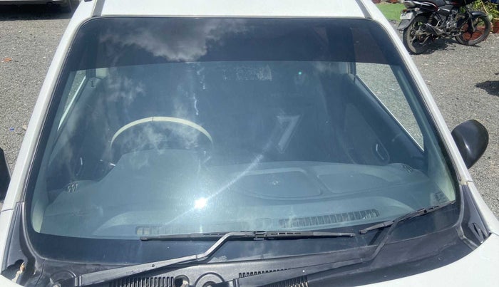 2017 Maruti Alto K10 VXI, CNG, Manual, 1,06,418 km, Front windshield - Minor damage