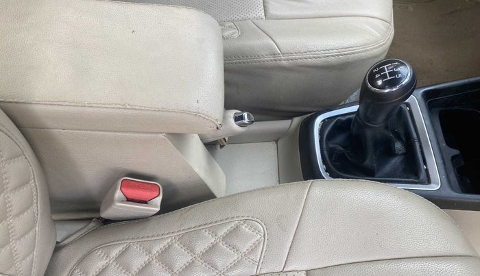 2021 Maruti Dzire VXI, Petrol, Manual, 26,029 km, Gear Lever