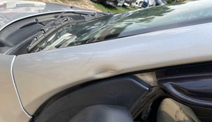 2014 Hyundai Santro Xing GLS, CNG, Manual, 75,826 km, Left A pillar - Slightly dented