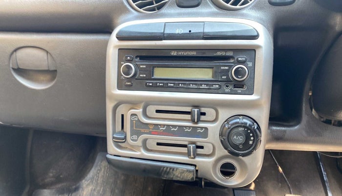 2014 Hyundai Santro Xing GLS, CNG, Manual, 75,826 km, Infotainment system - AM/FM Radio - Not Working