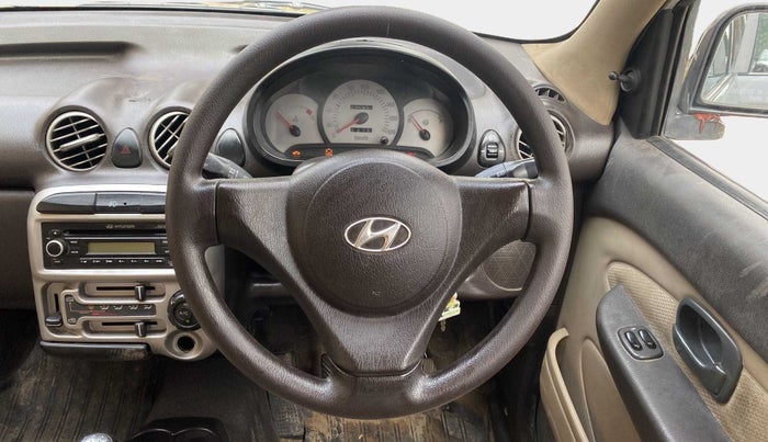 2014 Hyundai Santro Xing GLS, CNG, Manual, 75,826 km, Steering Wheel Close Up