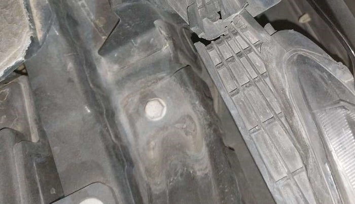 2021 Nissan MAGNITE XV MT, Petrol, Manual, 30,498 km, Left headlight - Clamp has minor damage