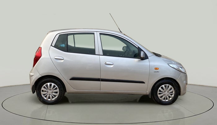 2014 Hyundai i10 SPORTZ 1.1, Petrol, Manual, 29,049 km, Right Side View