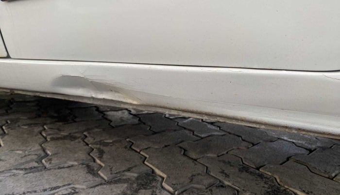 2015 Maruti Wagon R 1.0 VXI, Petrol, Manual, 69,973 km, Left running board - Slightly dented