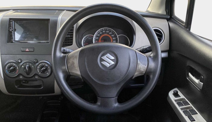 2015 Maruti Wagon R 1.0 VXI, Petrol, Manual, 69,973 km, Steering Wheel Close Up