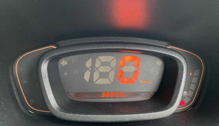 2017 Renault Kwid RXT 1.0, Petrol, Manual, 30,803 km, Odometer Image
