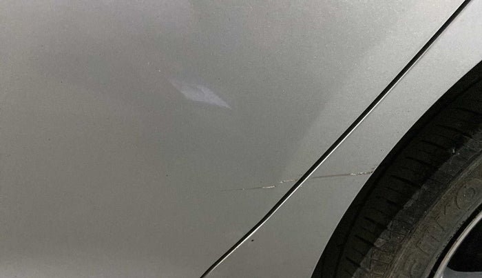 2017 Hyundai Verna 1.6 VTVT SX (O) AT, Petrol, Automatic, 43,605 km, Rear left door - Minor scratches