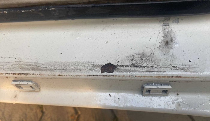 2017 Mahindra XUV500 W6, Diesel, Manual, 87,622 km, Left C pillar - Slight discoloration