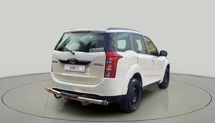 2017 Mahindra XUV500 W6, Diesel, Manual, 88,697 km, Right Back Diagonal