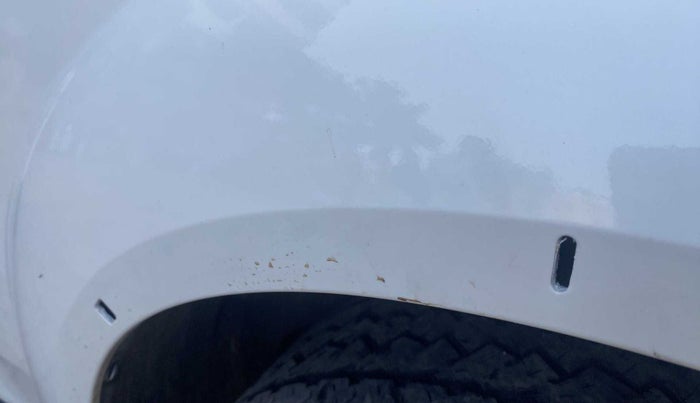 2017 Mahindra XUV500 W6, Diesel, Manual, 87,622 km, Right fender - Slight discoloration