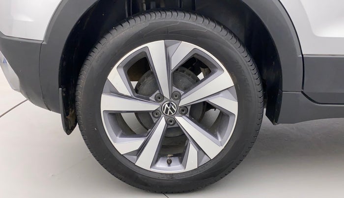 2022 Volkswagen TAIGUN TOPLINE 1.0 TSI MT, Petrol, Manual, 16,290 km, Right Rear Wheel