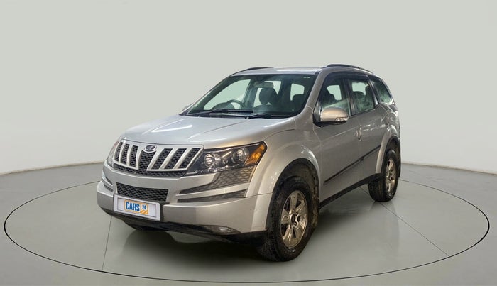 2014 Mahindra XUV500 W8, Diesel, Manual, 89,077 km, Left Front Diagonal