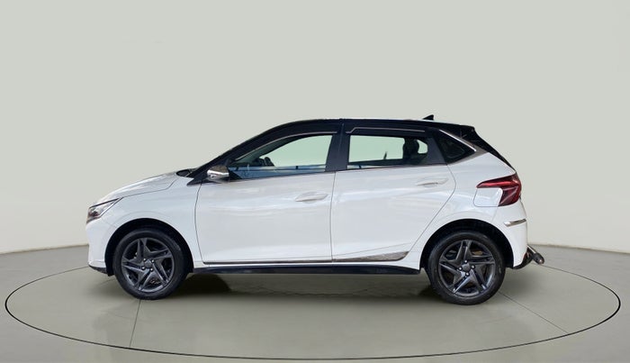 2022 Hyundai NEW I20 SPORTZ 1.2 MT DUAL TONE, Petrol, Manual, 14,647 km, Left Side
