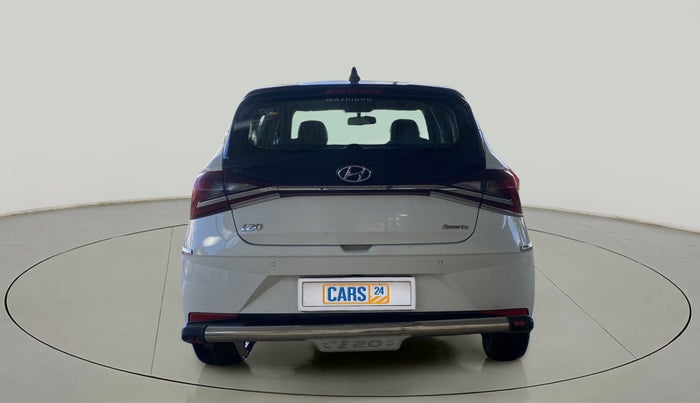 2022 Hyundai NEW I20 SPORTZ 1.2 MT DUAL TONE, Petrol, Manual, 14,647 km, Back/Rear