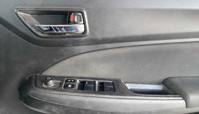 2019 Maruti Swift VXI, Petrol, Manual, 48,793 km, Driver Side Door Panels Control