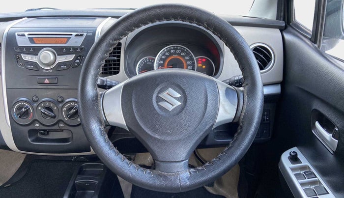 2014 Maruti Wagon R 1.0 VXI, Petrol, Manual, 60,330 km, Steering Wheel Close Up