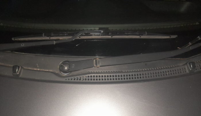 2012 Hyundai Eon MAGNA +, Petrol, Manual, 48,893 km, Front windshield - Wiper nozzle not functional