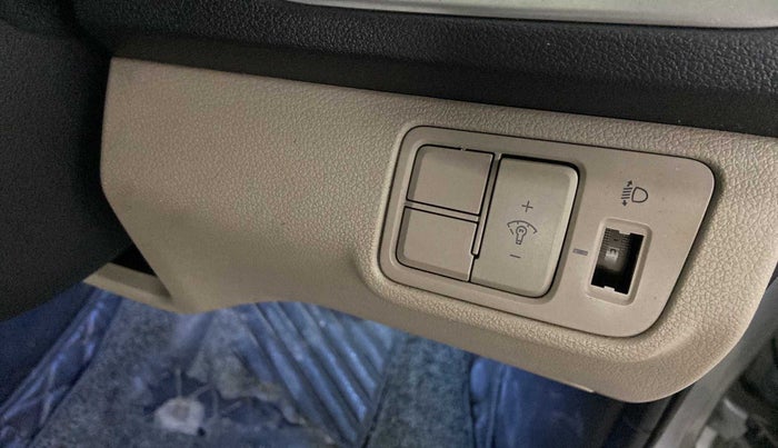 2019 Hyundai Verna 1.6 VTVT SX O, Petrol, Manual, 59,059 km, Dashboard - Headlight height adjustment not working