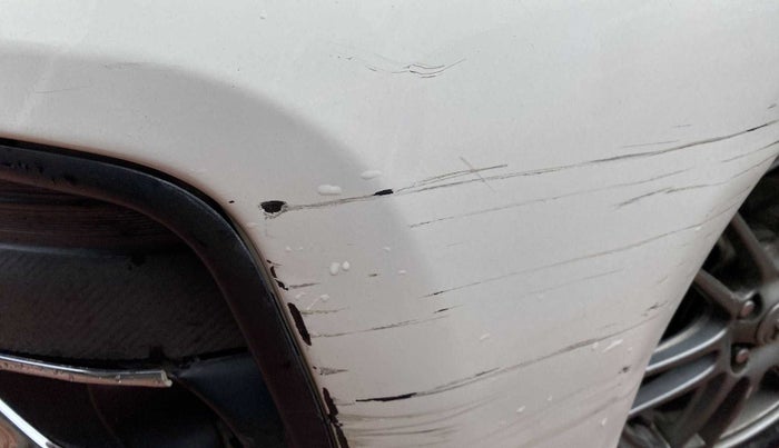 2017 Toyota Etios Liva VX, Petrol, Manual, 47,817 km, Front bumper - Minor scratches