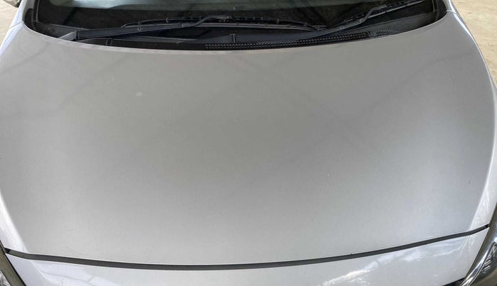 2015 Hyundai Xcent S 1.2, Petrol, Manual, 48,060 km, Bonnet (hood) - Minor scratches