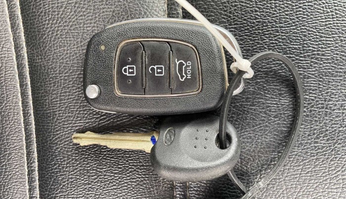 2018 Hyundai Elite i20 ASTA 1.2, Petrol, Manual, 16,025 km, Key Close Up