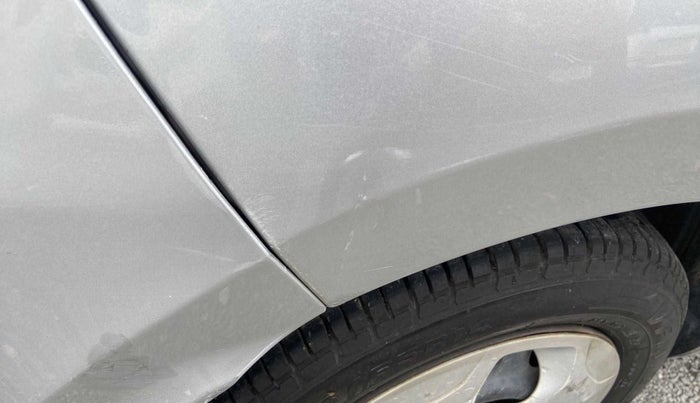 2016 Tata Tiago XT PETROL, Petrol, Manual, 60,104 km, Right quarter panel - Minor scratches