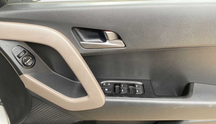 2015 Hyundai Creta S 1.6 PETROL, Petrol, Manual, 23,664 km, Driver Side Door Panels Control