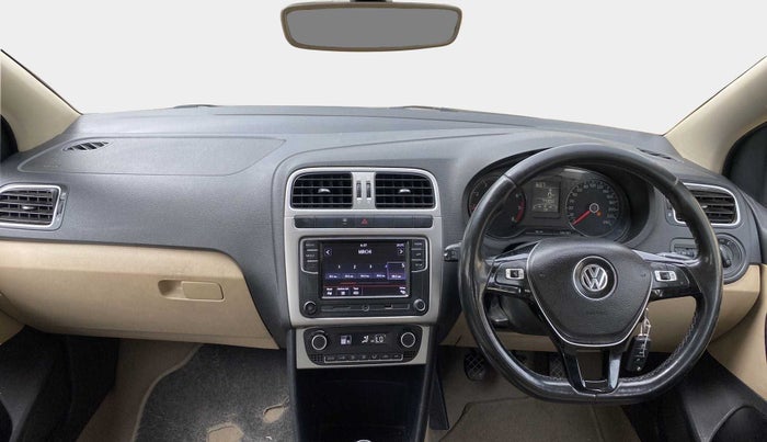 2017 Volkswagen Ameo HIGHLINE1.2L PLUS 16 ALLOY, Petrol, Manual, 57,671 km, Dashboard