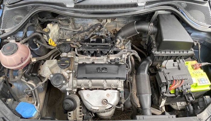 2017 Volkswagen Ameo HIGHLINE1.2L PLUS 16 ALLOY, Petrol, Manual, 57,671 km, Open Bonet