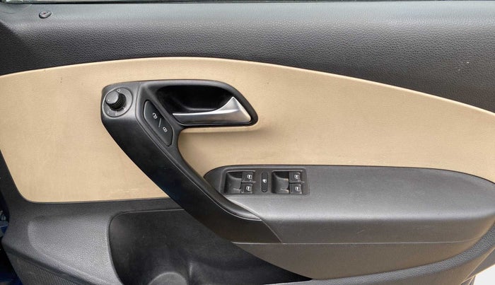 2017 Volkswagen Ameo HIGHLINE1.2L PLUS 16 ALLOY, Petrol, Manual, 57,671 km, Driver Side Door Panels Control