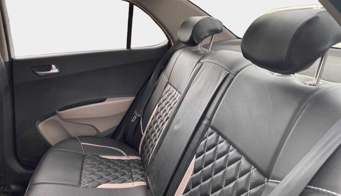 2016 Hyundai Xcent S 1.2, Petrol, Manual, 56,775 km, Right Side Rear Door Cabin