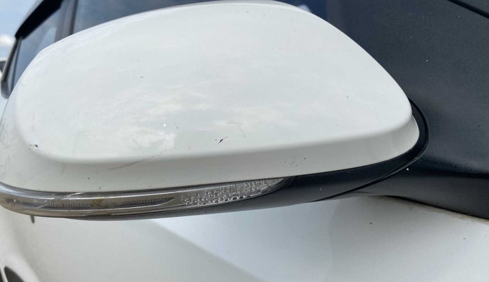 2016 Hyundai Xcent S 1.2, Petrol, Manual, 56,775 km, Right rear-view mirror - Indicator light has minor damage