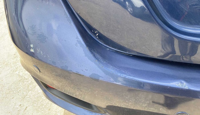 2018 Maruti Ciaz ZETA 1.4  MT PETROL, Petrol, Manual, 98,371 km, Rear bumper - Paint is slightly damaged