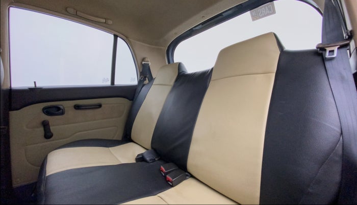 2011 Hyundai Santro Xing GLS, Petrol, Manual, 91,467 km, Right Side Rear Door Cabin