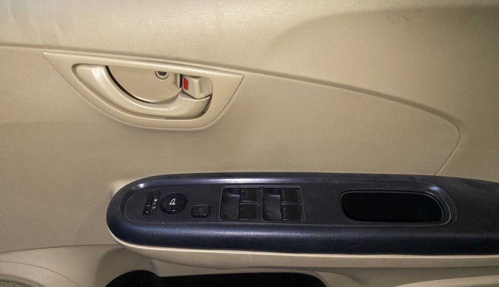 2018 Honda Brio S(O) MT, Petrol, Manual, 19,075 km, Driver Side Door Panels Control