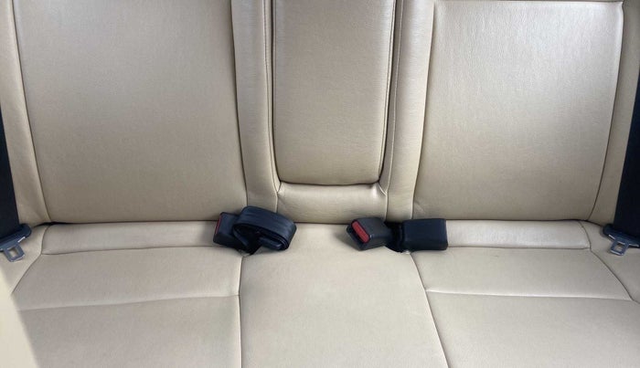 2018 Honda Amaze 1.2L I-VTEC V CVT, Petrol, Automatic, 15,006 km, Second-row left seat - Cover slightly stained