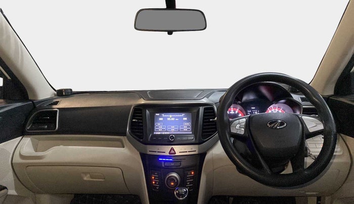 2020 Mahindra XUV300 W6 1.2 PETROL, Petrol, Manual, 29,125 km, Dashboard