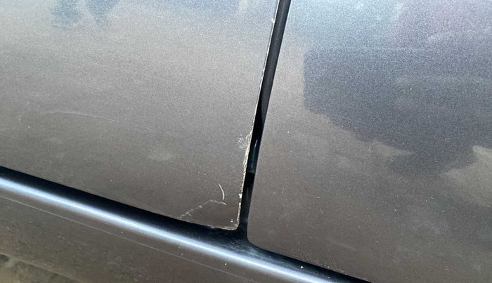 2018 Maruti Baleno DELTA CVT PETROL 1.2, Petrol, Automatic, 27,046 km, Front passenger door - Minor scratches