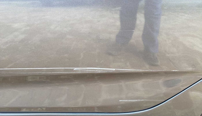 2016 Hyundai Verna 1.6 CRDI SX, Diesel, Manual, 32,007 km, Rear left door - Minor scratches