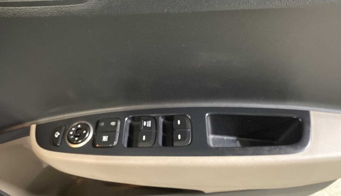 2018 Hyundai Grand i10 SPORTZ (O) AT 1.2 KAPPA VTVT, Petrol, Automatic, 27,773 km, Driver Side Door Panels Control