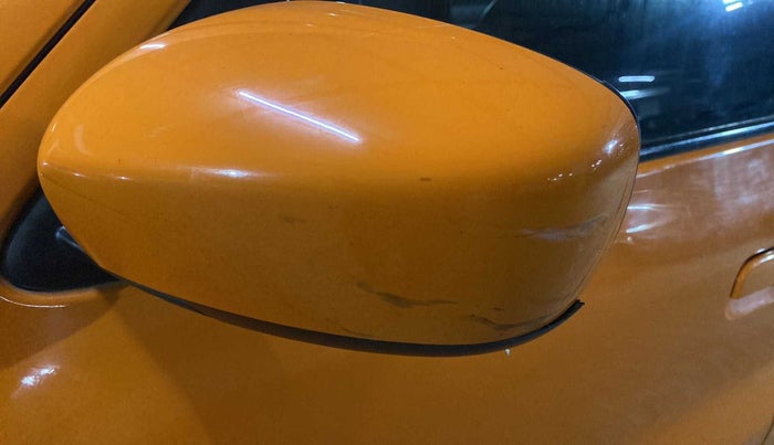 2019 Maruti S PRESSO VXI+, Petrol, Manual, 1,05,114 km, Left rear-view mirror - Cover has minor damage