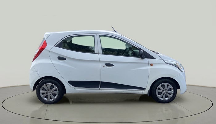 2017 Hyundai Eon MAGNA +, Petrol, Manual, 40,741 km, Right Side View