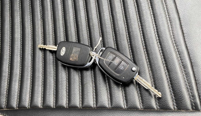 2016 Hyundai i20 Active 1.2 S, Petrol, Manual, 29,501 km, Key Close Up