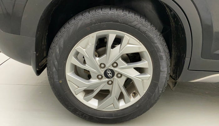 2021 Hyundai Creta SX 1.5 DIESEL, Diesel, Manual, 25,879 km, Right Rear Wheel
