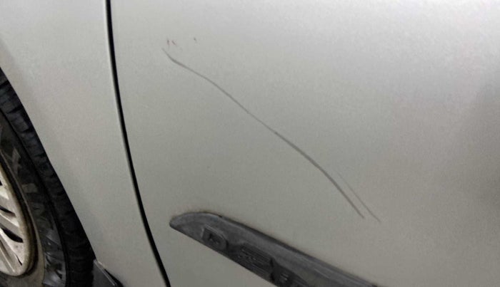 2014 Maruti Swift Dzire VDI, Diesel, Manual, 1,07,648 km, Front passenger door - Minor scratches