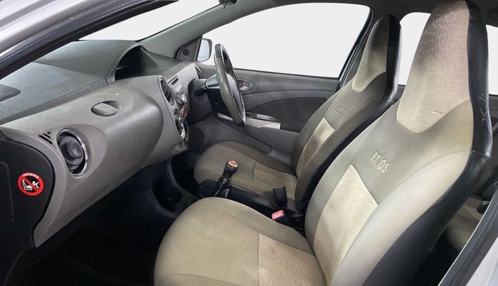 2011 Toyota Etios V, Petrol, Manual, 69,079 km, Right Side Front Door Cabin