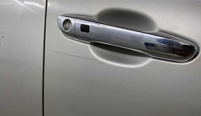 2016 Hyundai Creta SX PLUS 1.6 PETROL, Petrol, Manual, 16,312 km, Driver-side door - Minor scratches