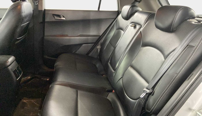2016 Hyundai Creta SX PLUS 1.6 PETROL, Petrol, Manual, 16,312 km, Right Side Rear Door Cabin