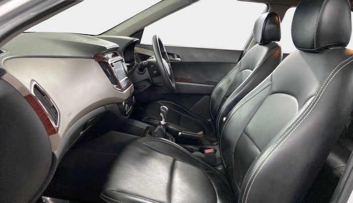 2016 Hyundai Creta SX PLUS 1.6 PETROL, Petrol, Manual, 16,312 km, Right Side Front Door Cabin