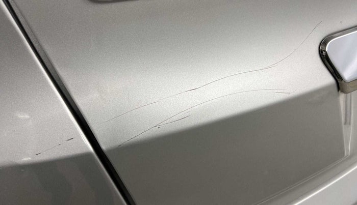 2016 Hyundai Creta SX PLUS 1.6 PETROL, Petrol, Manual, 16,312 km, Dicky (Boot door) - Minor scratches